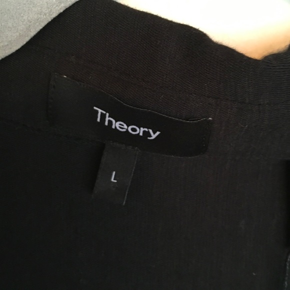 Theory Black Short Sleeve Button-Down Shirt - NWT - Picture 3 of 4